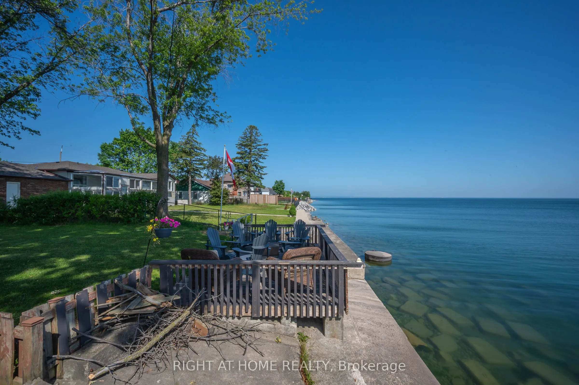74 Seabreeze Crescent