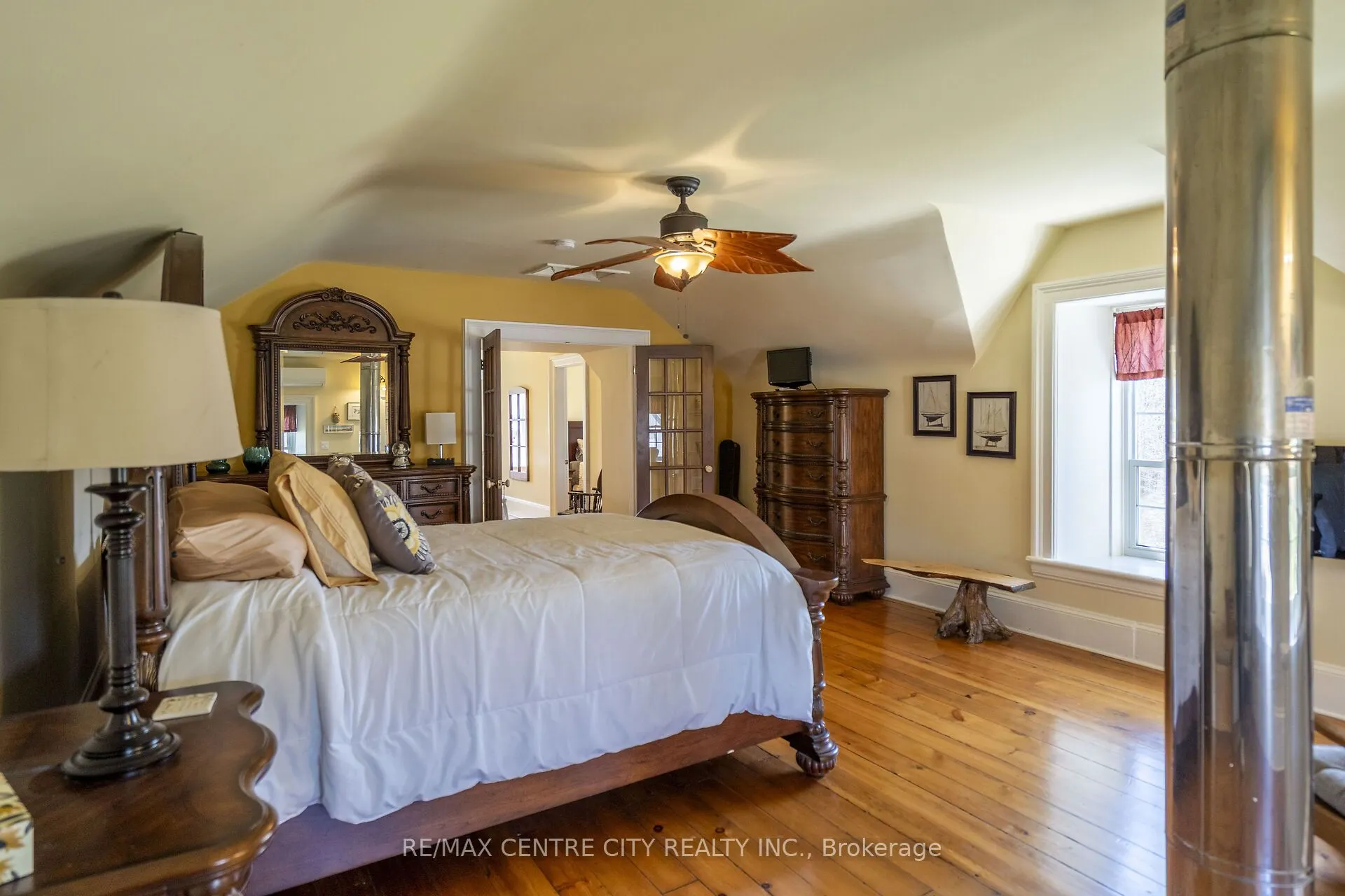 846635 Township Road 9
