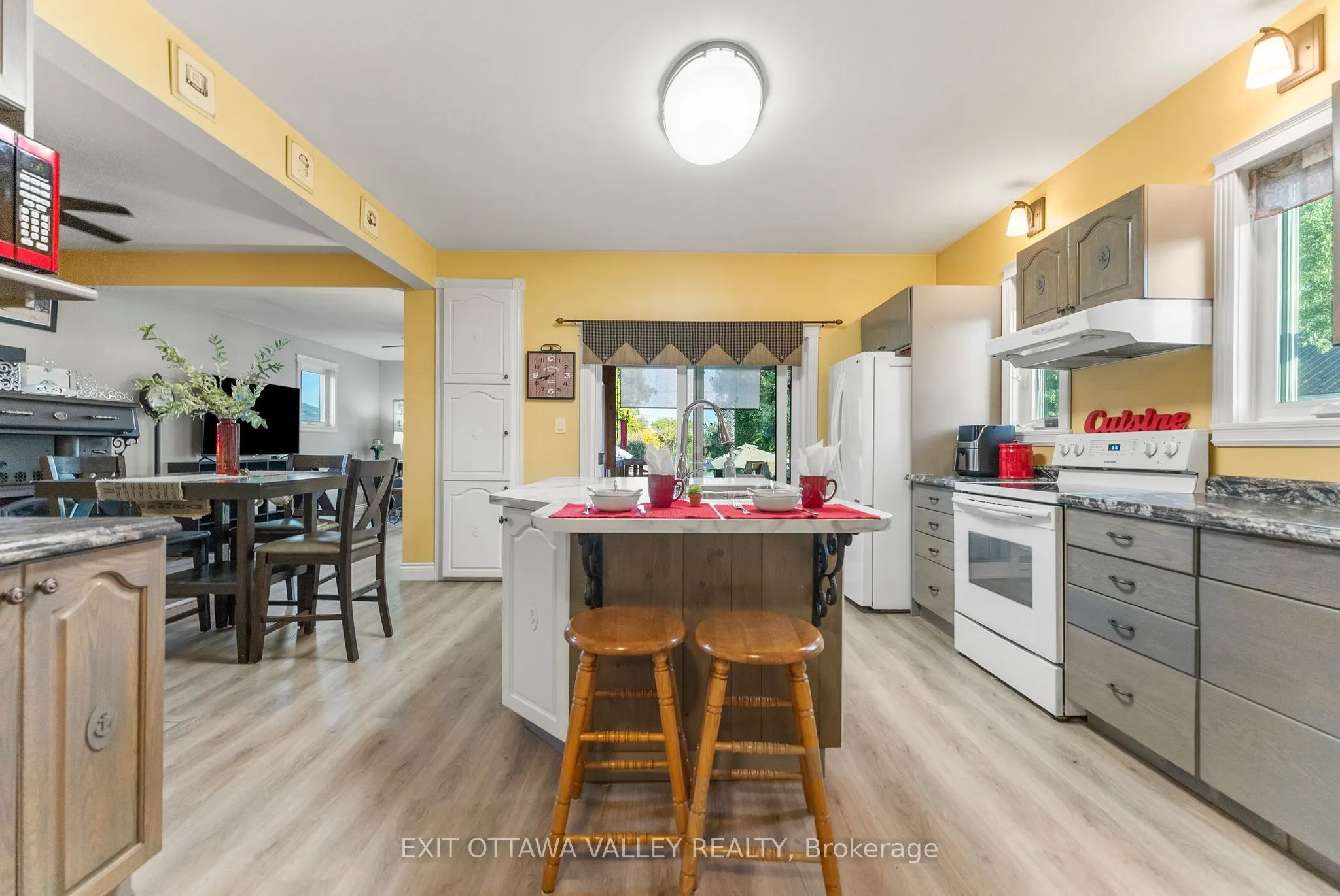 44 Lacroix Bay Road