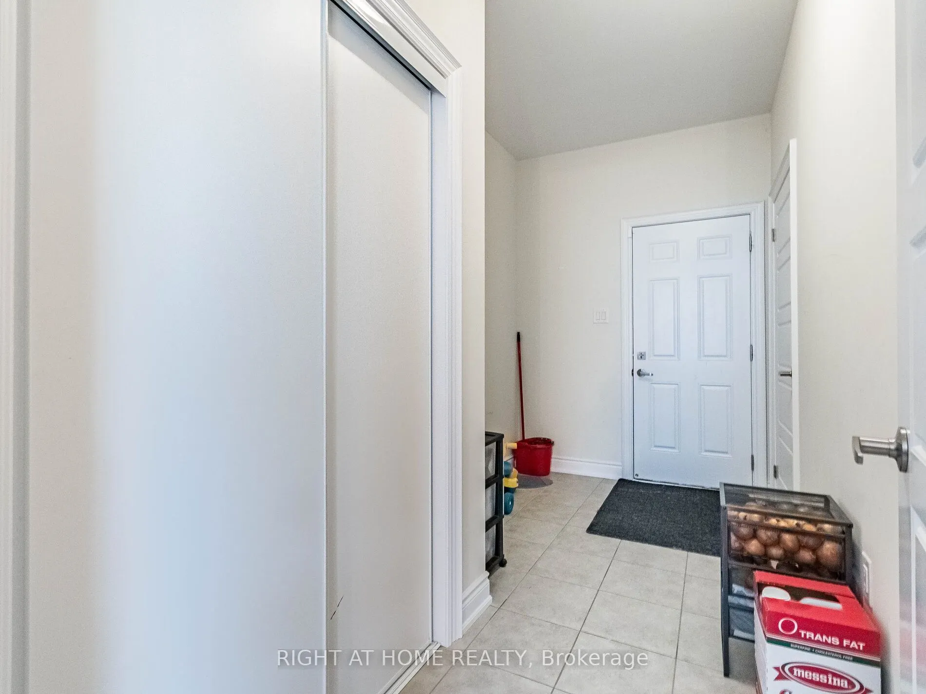 8779 Chickory Trail
