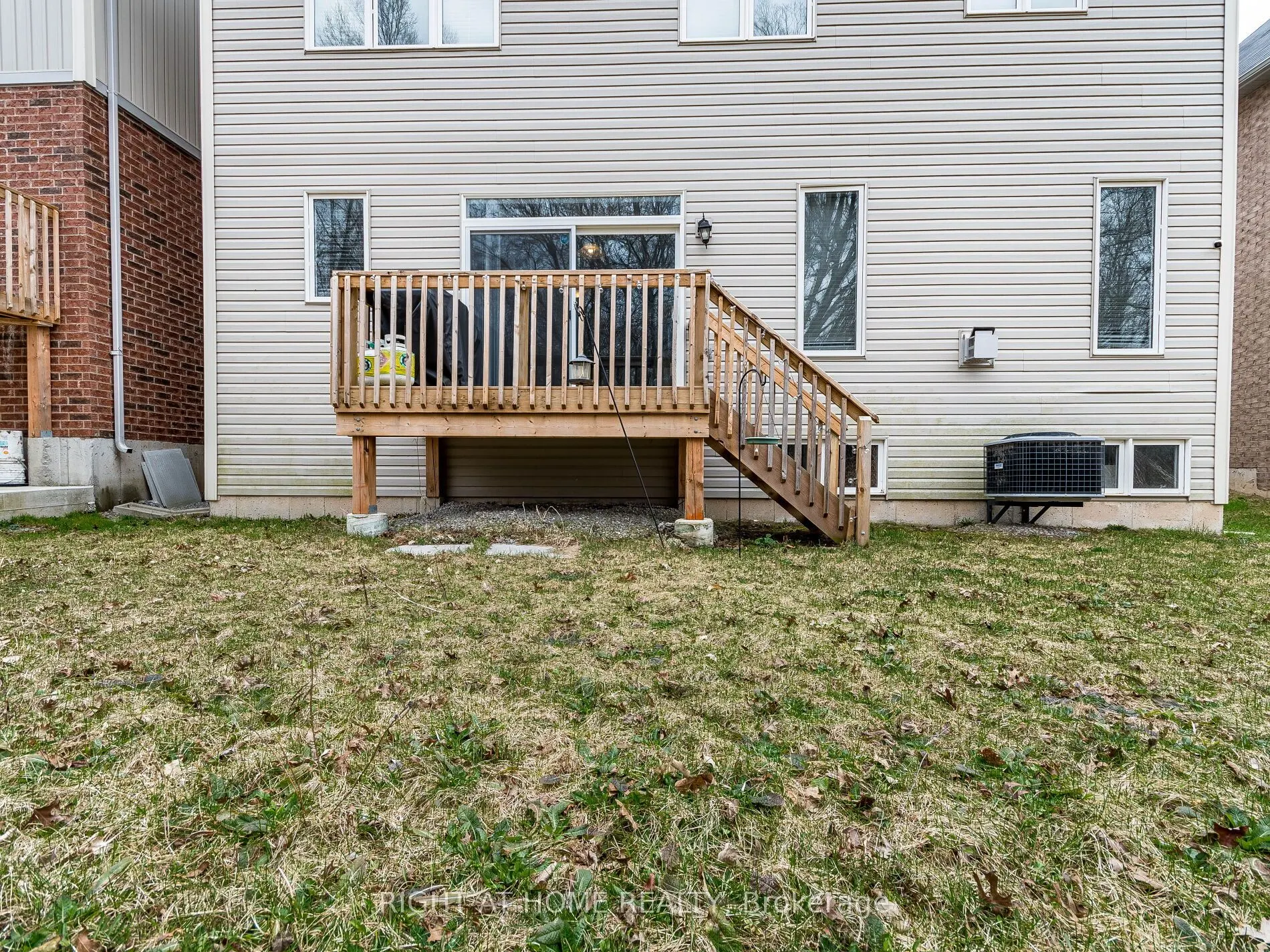 8779 Chickory Trail