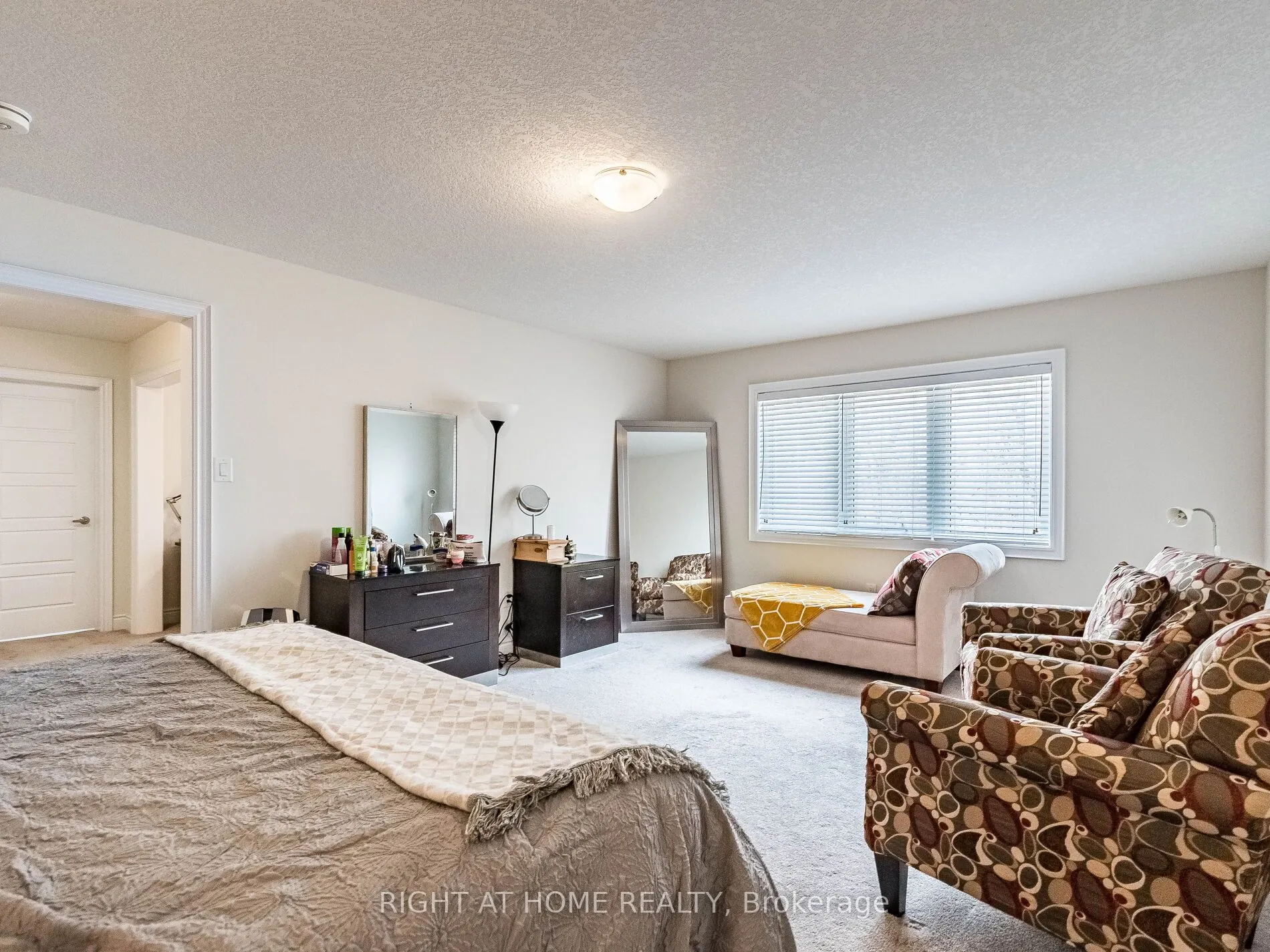 8779 Chickory Trail
