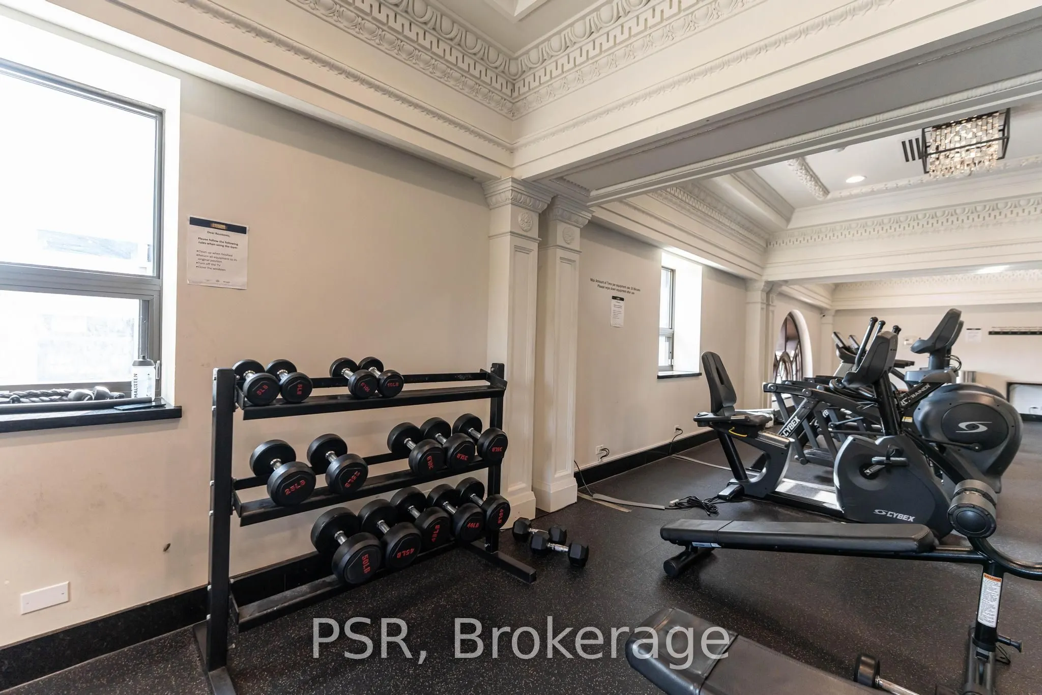 118 King Street E, #421