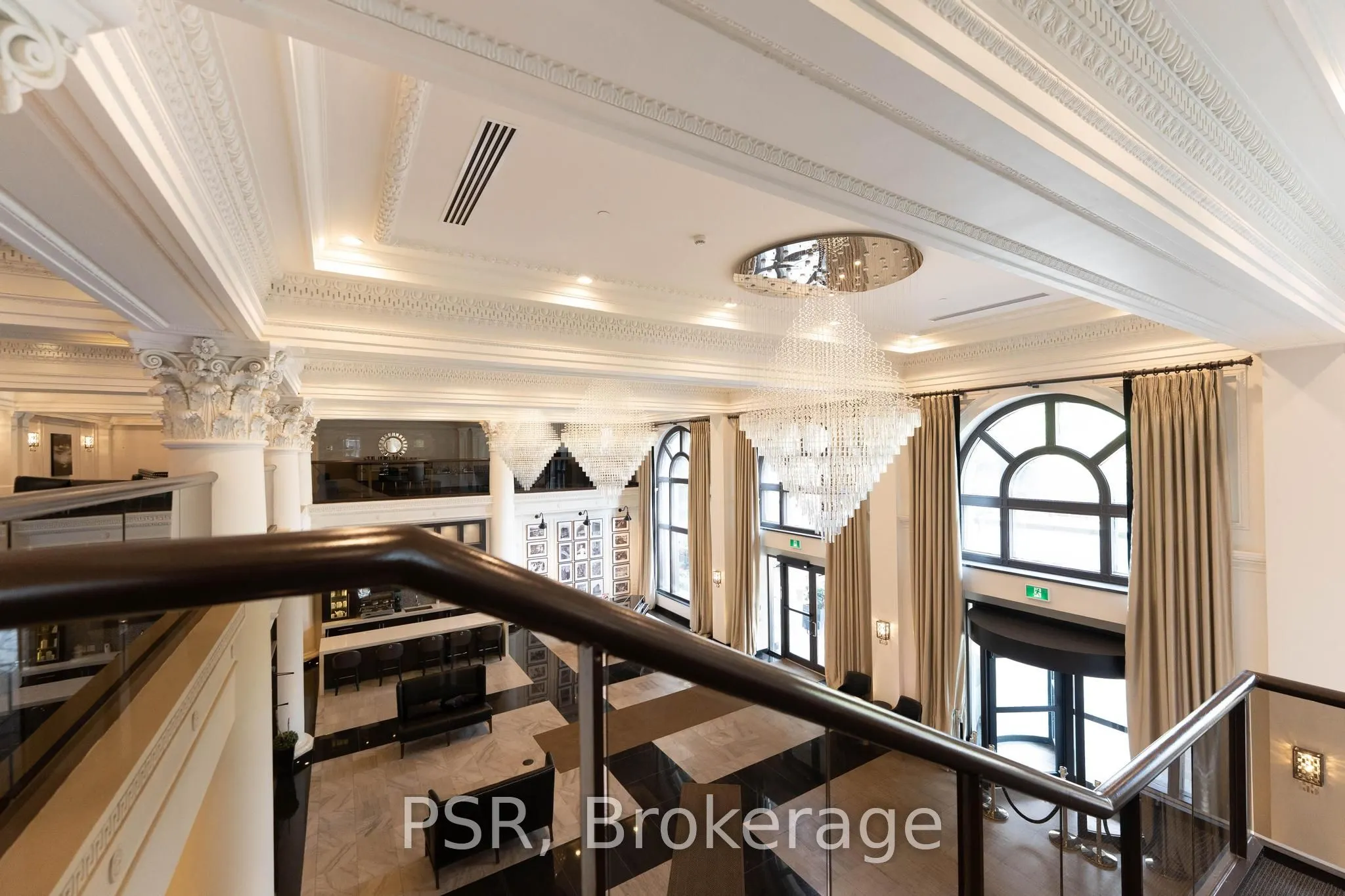 118 King Street E, #421