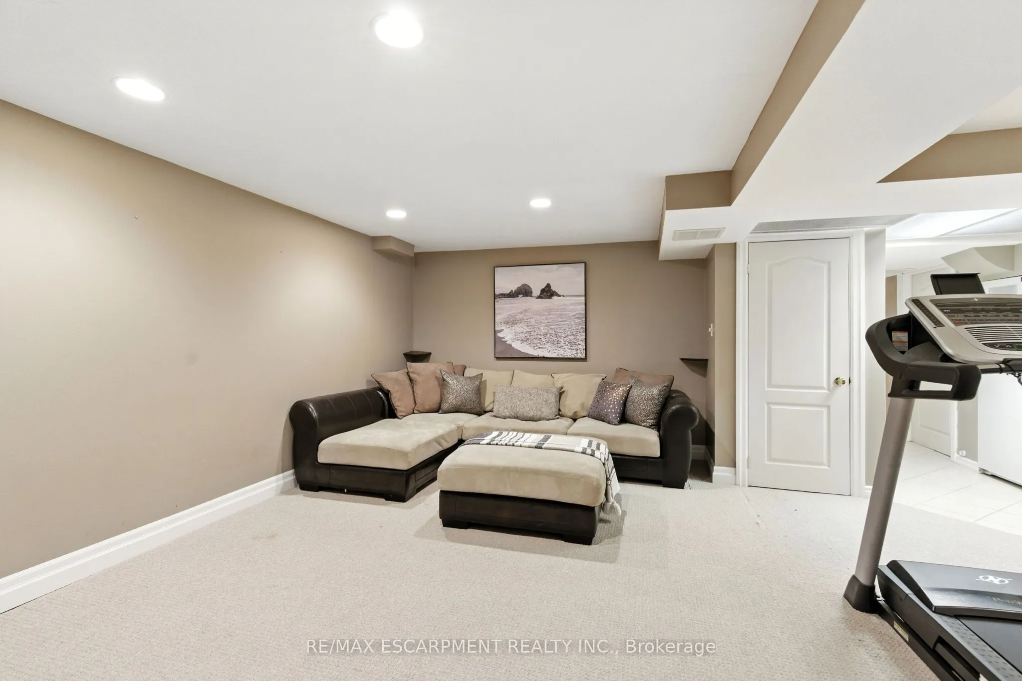 106 Ryans Way