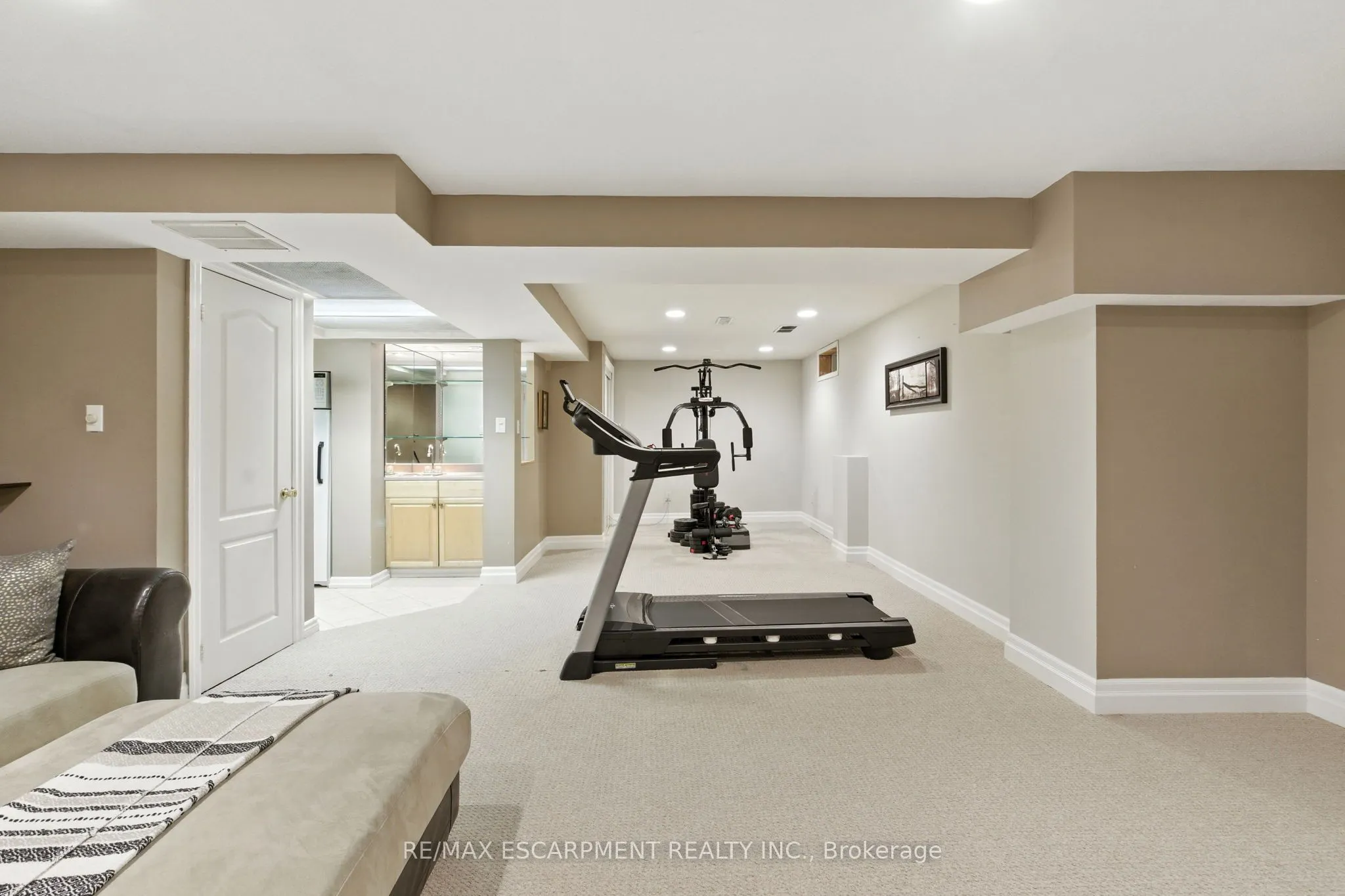 106 Ryans Way