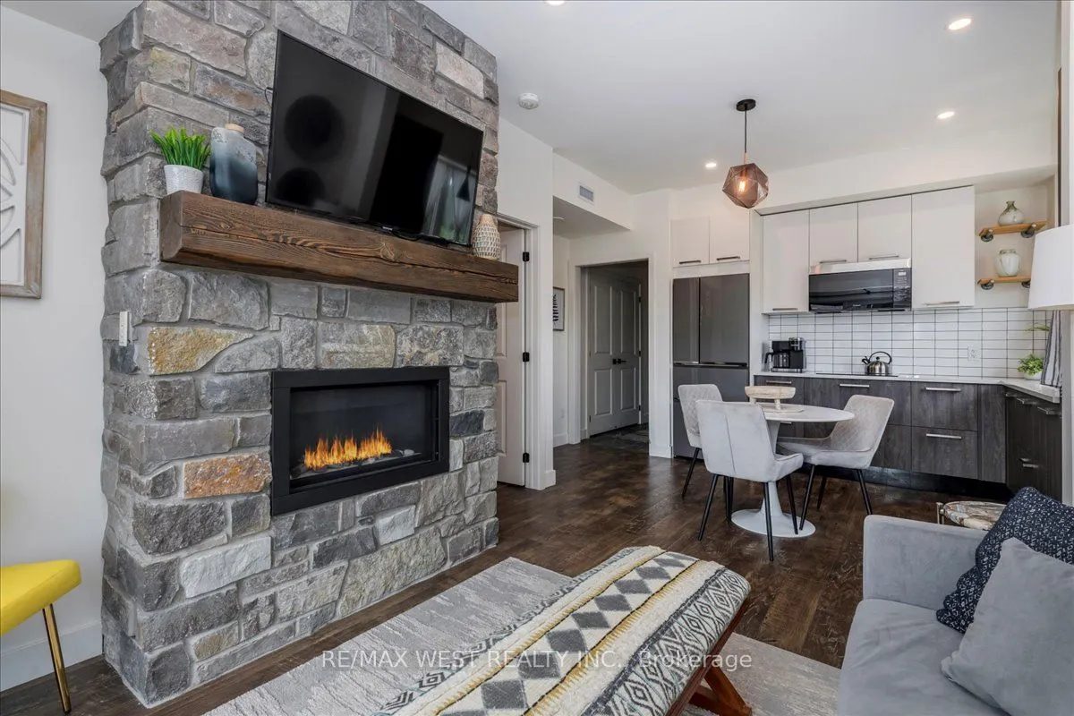 12 Beckwith Lane, #301