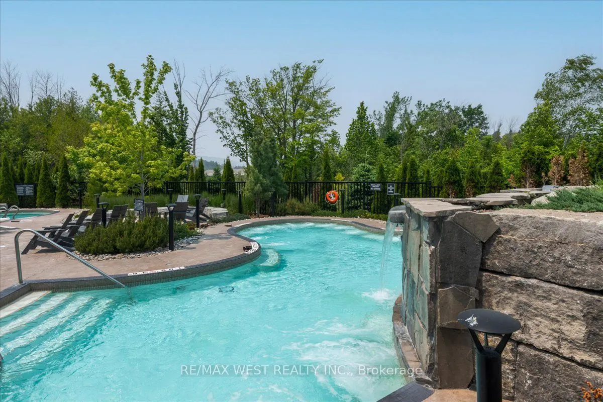 12 Beckwith Lane, #301