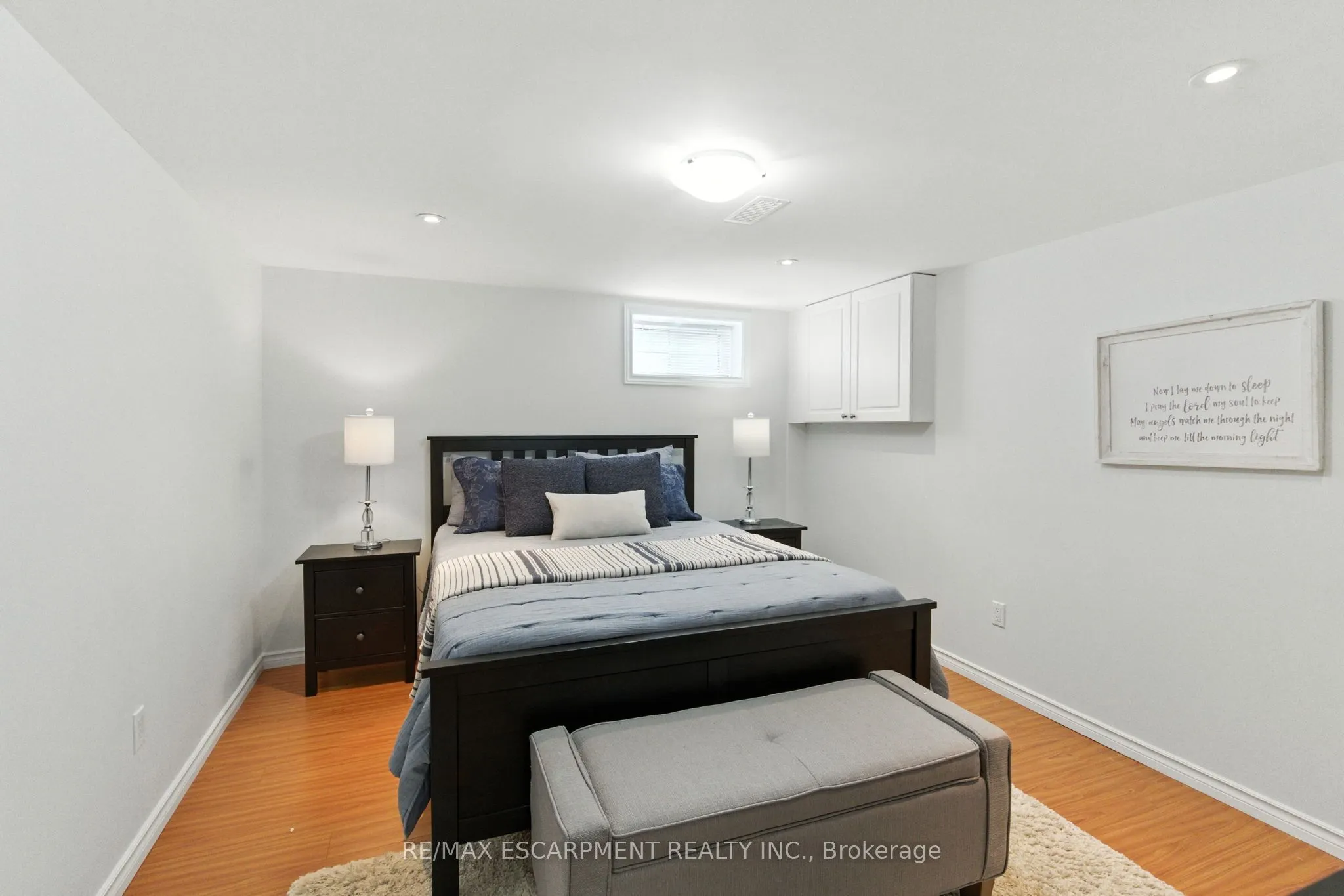 289 East 25th Street