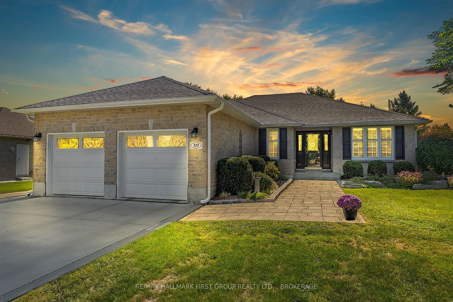 213 Smuggler's Cove Drive