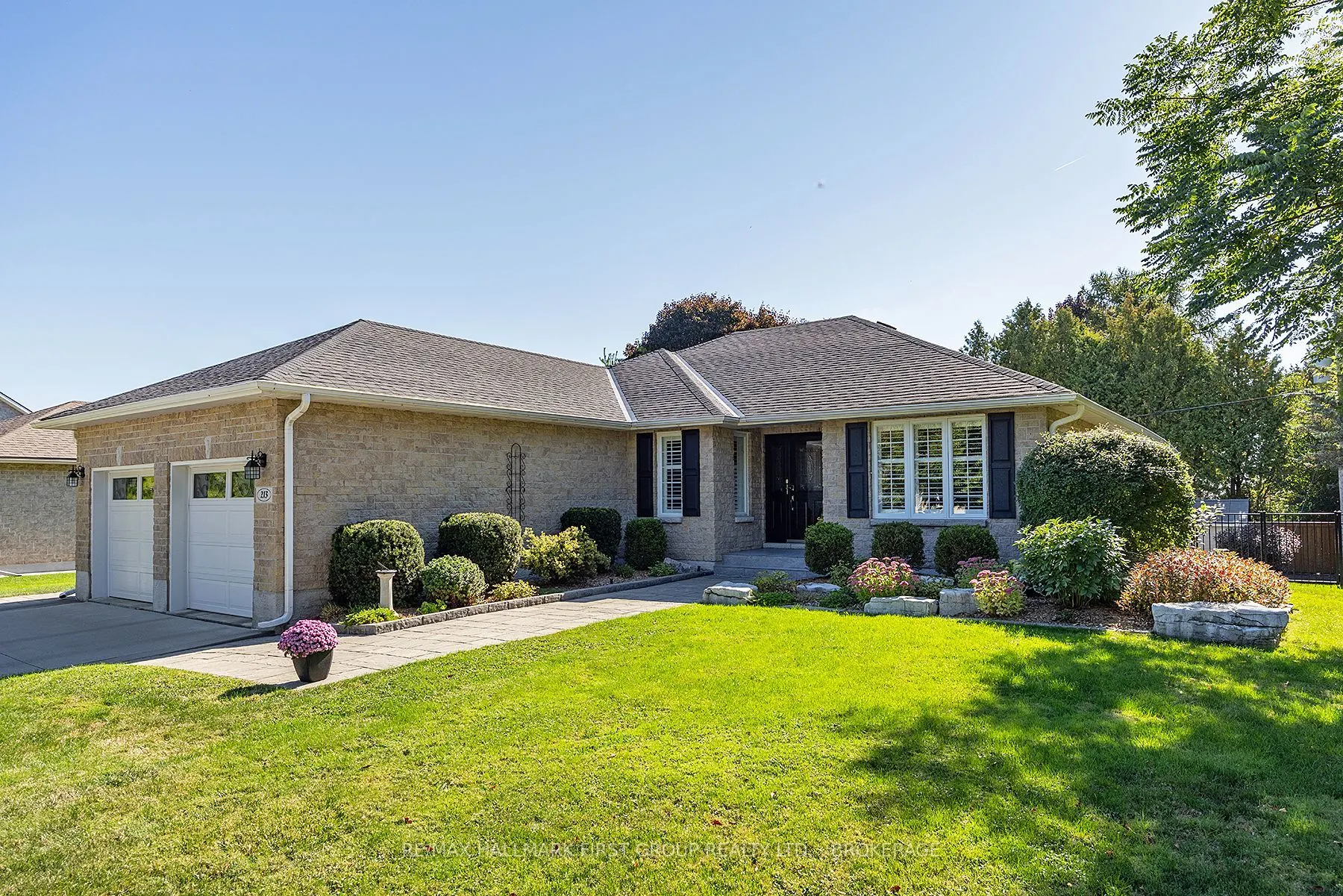 213 Smuggler's Cove Drive