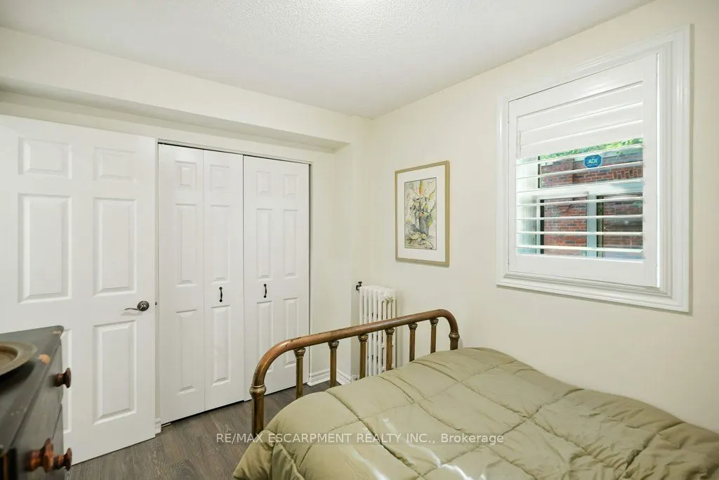 6 Vineland Avenue, #18
