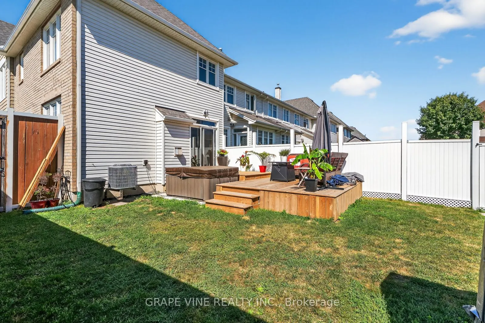 349 Grammond Circle