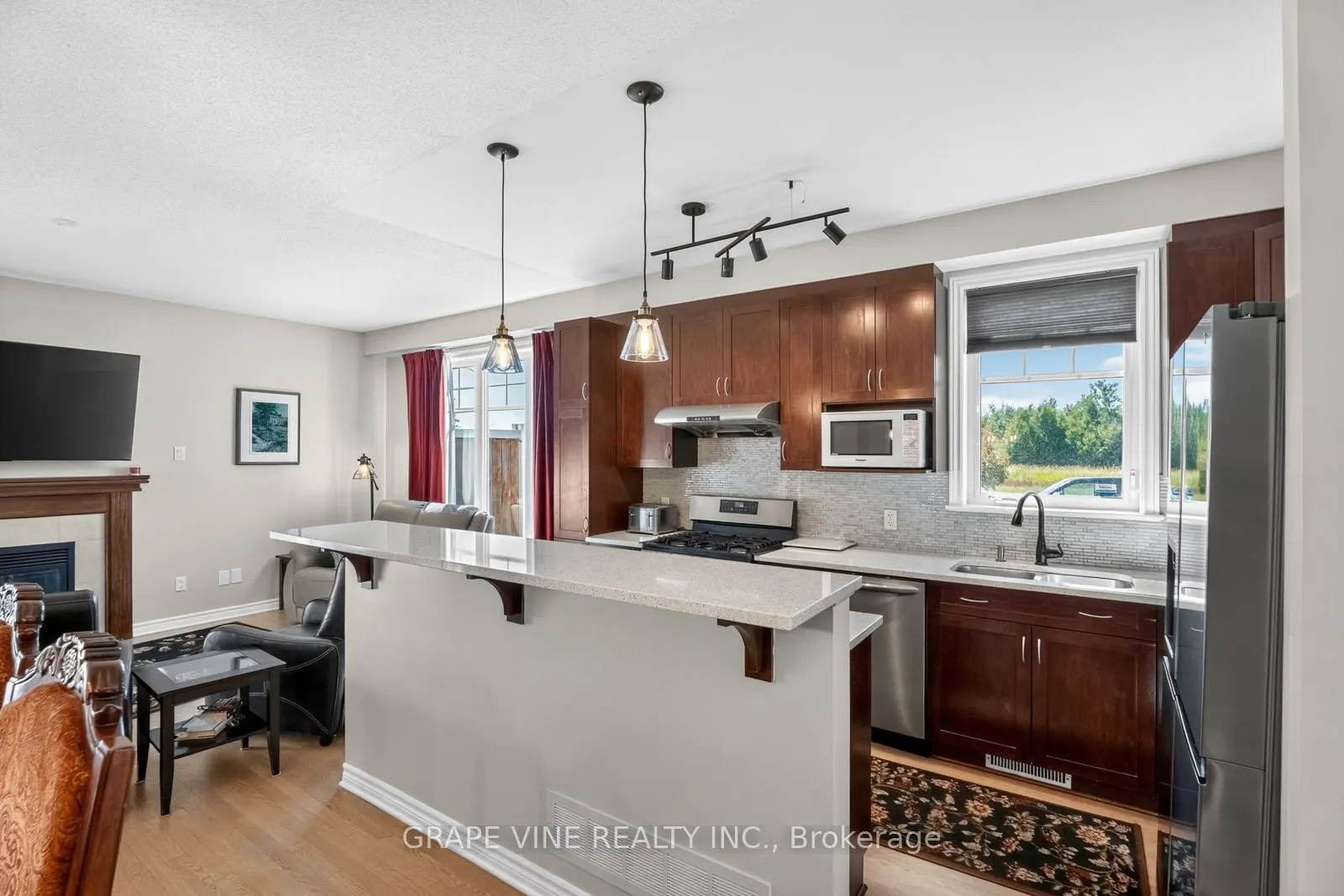 349 Grammond Circle