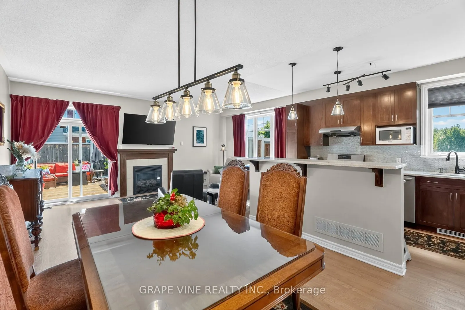 349 Grammond Circle
