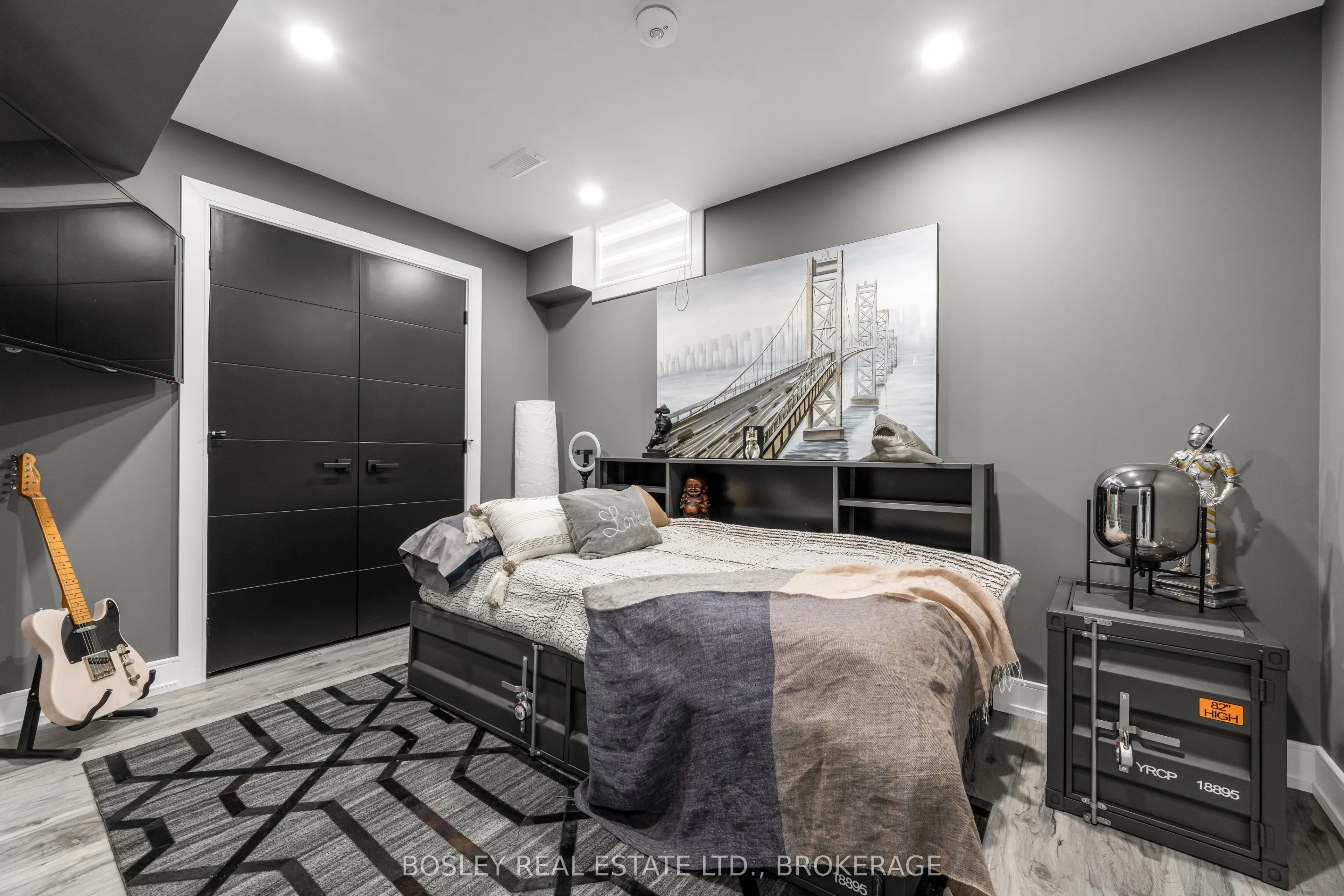 251 Shoreview Drive