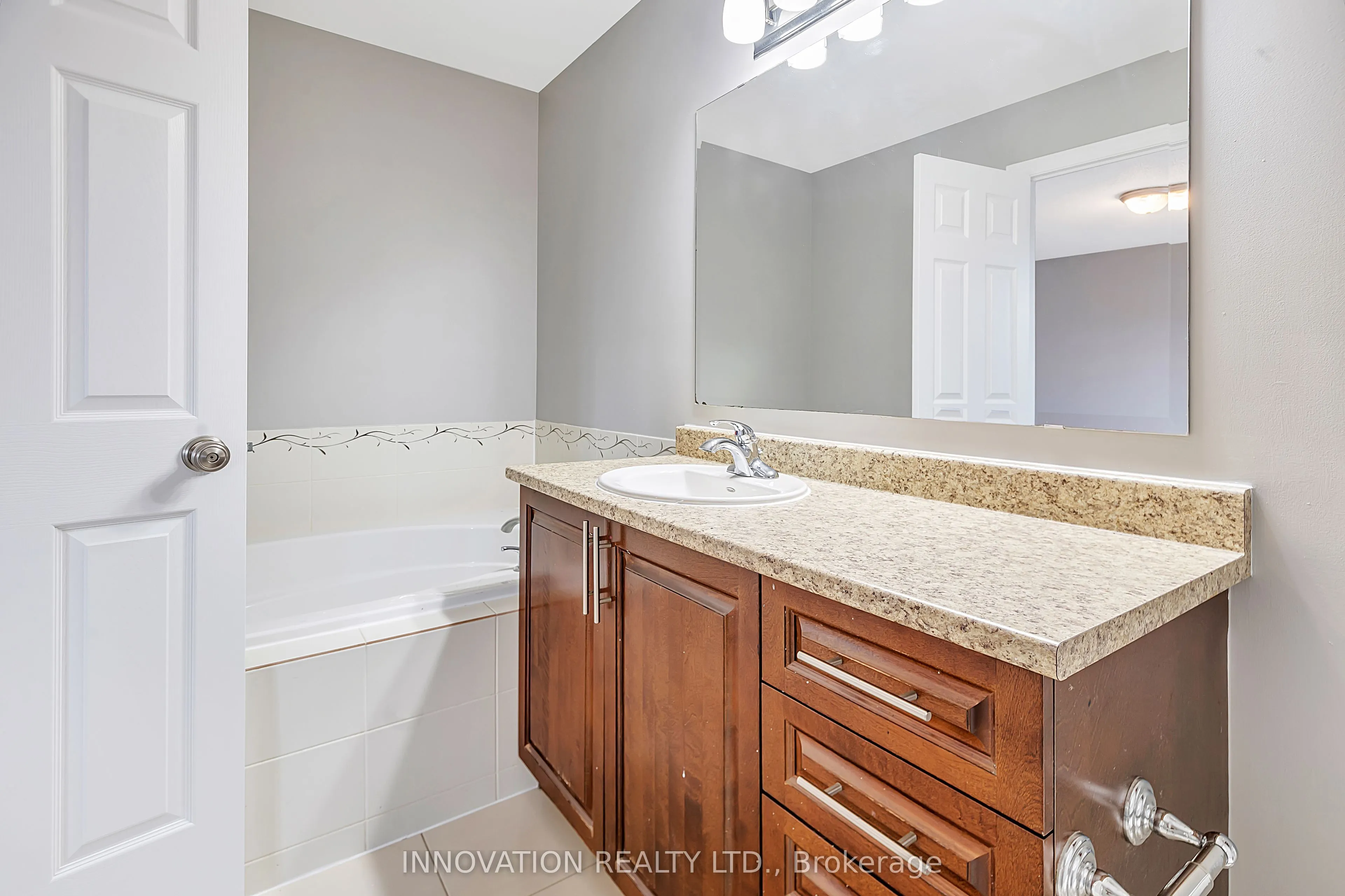 126 Garrity Crescent