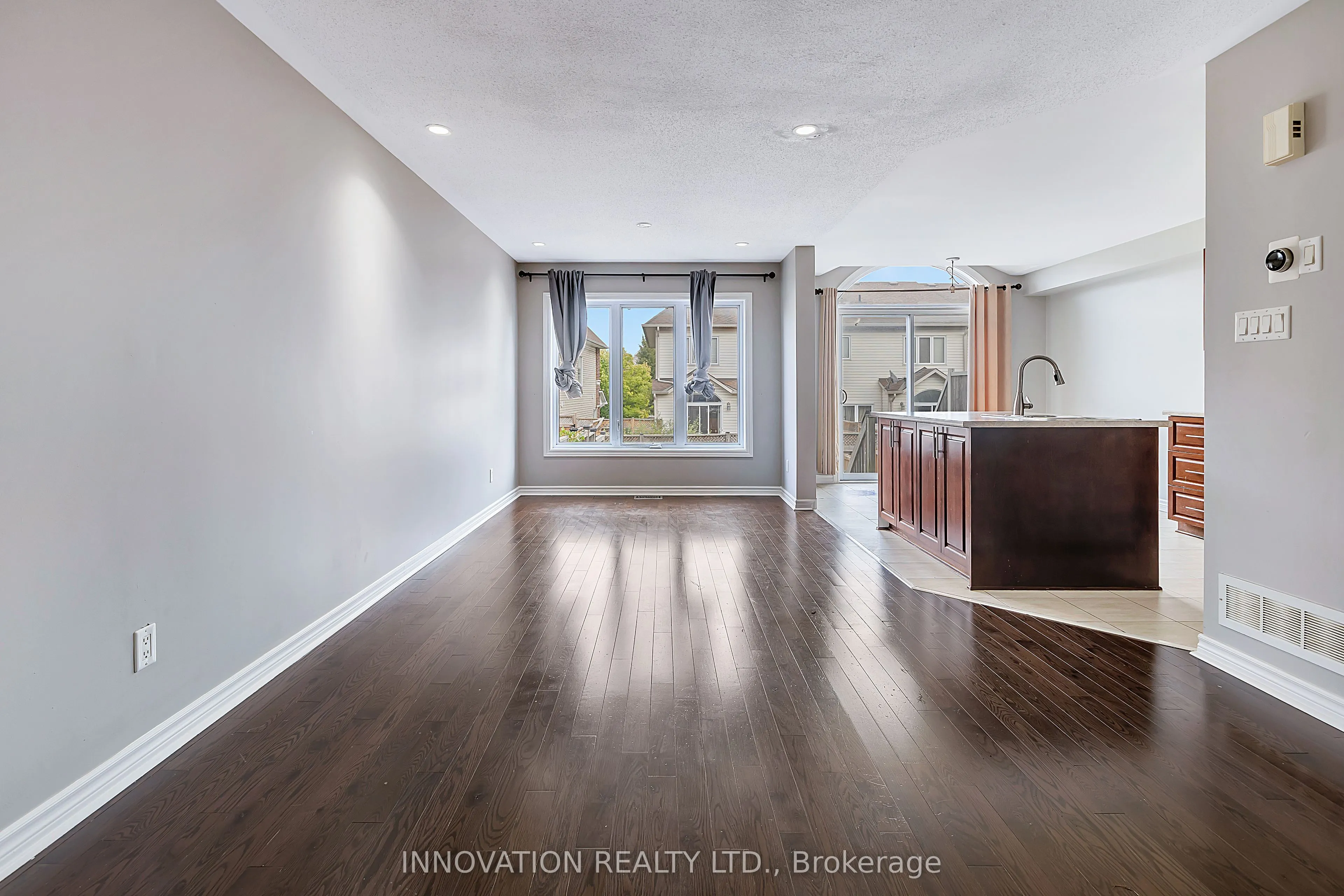 126 Garrity Crescent