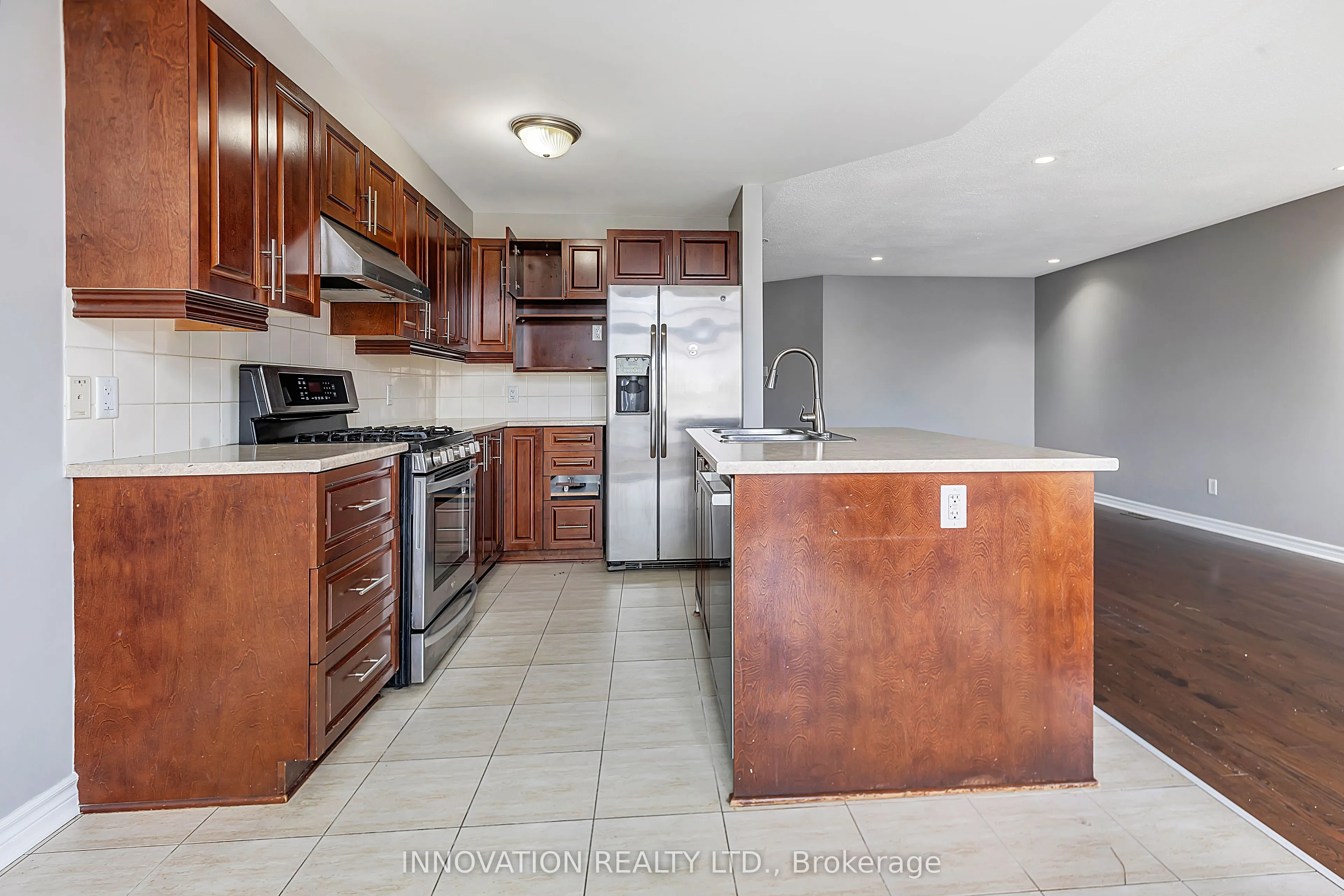 126 Garrity Crescent