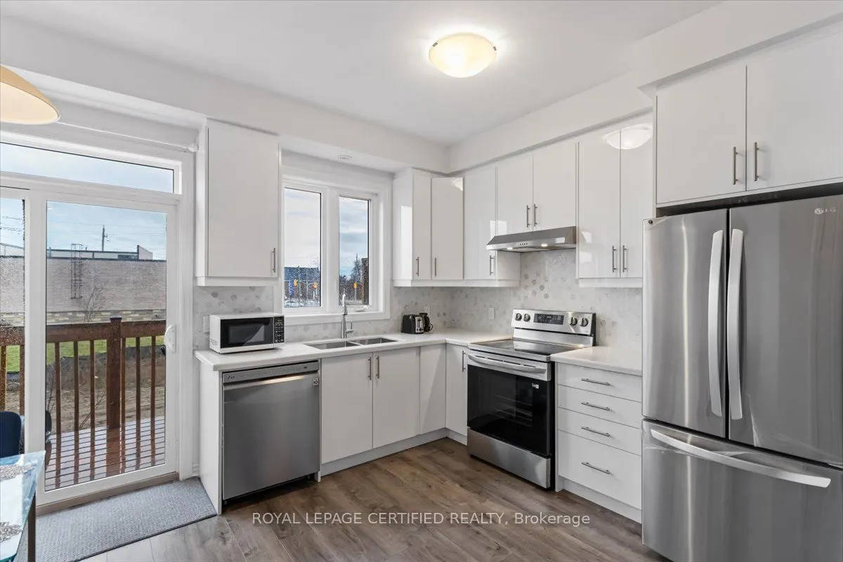 61 Soho Street, #25