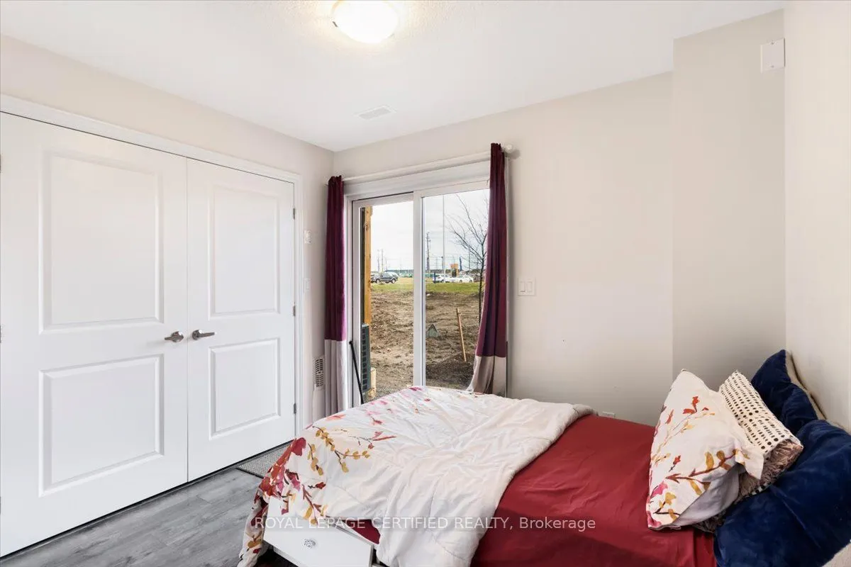61 Soho Street, #25