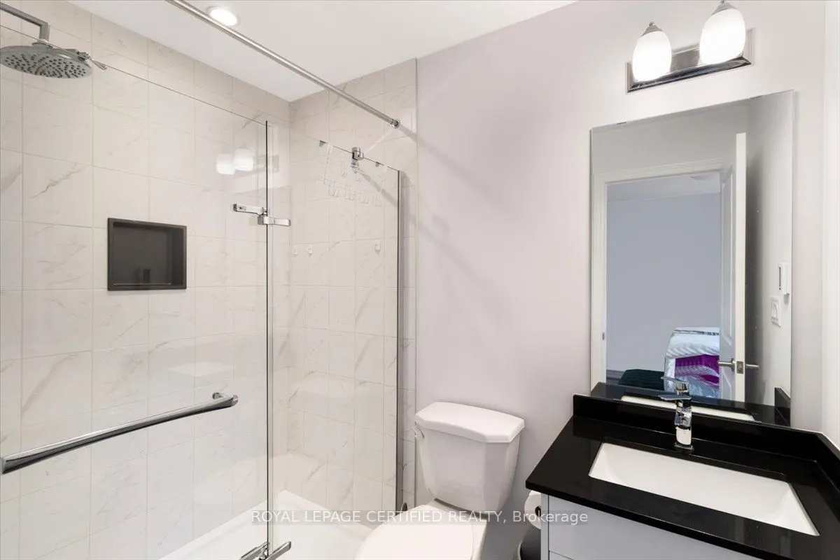61 Soho Street, #25