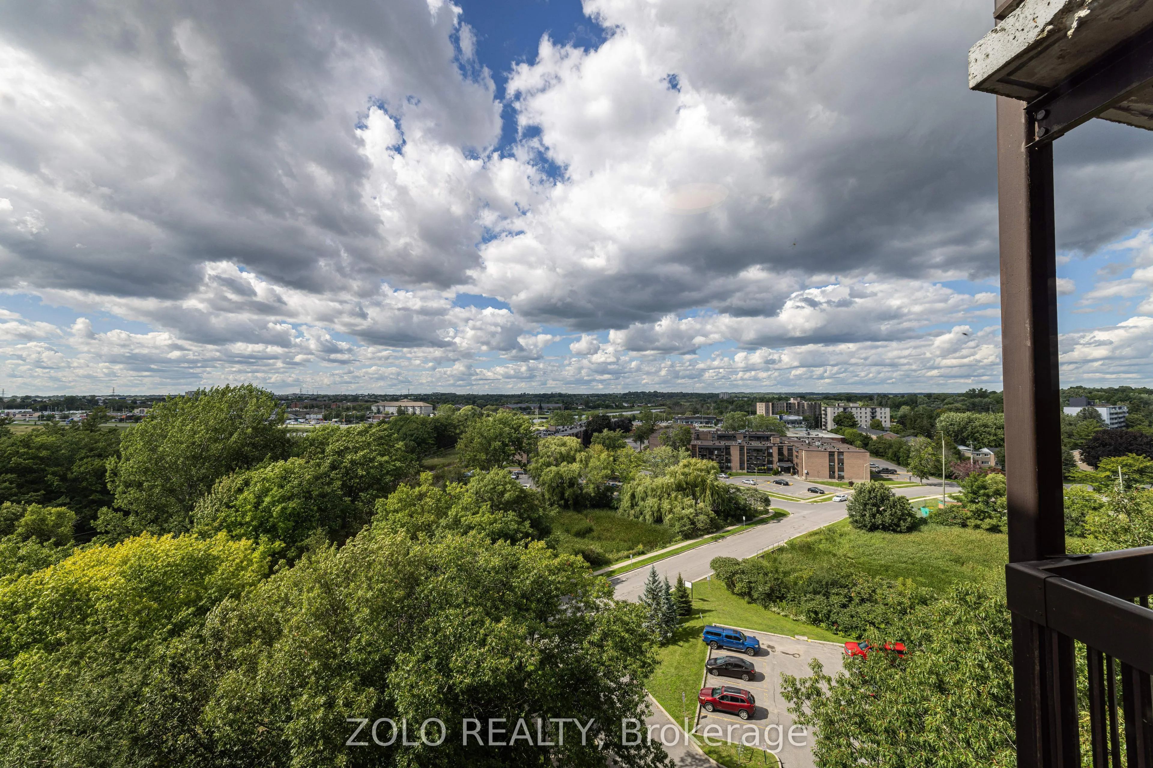 66 Greenview Drive, #909