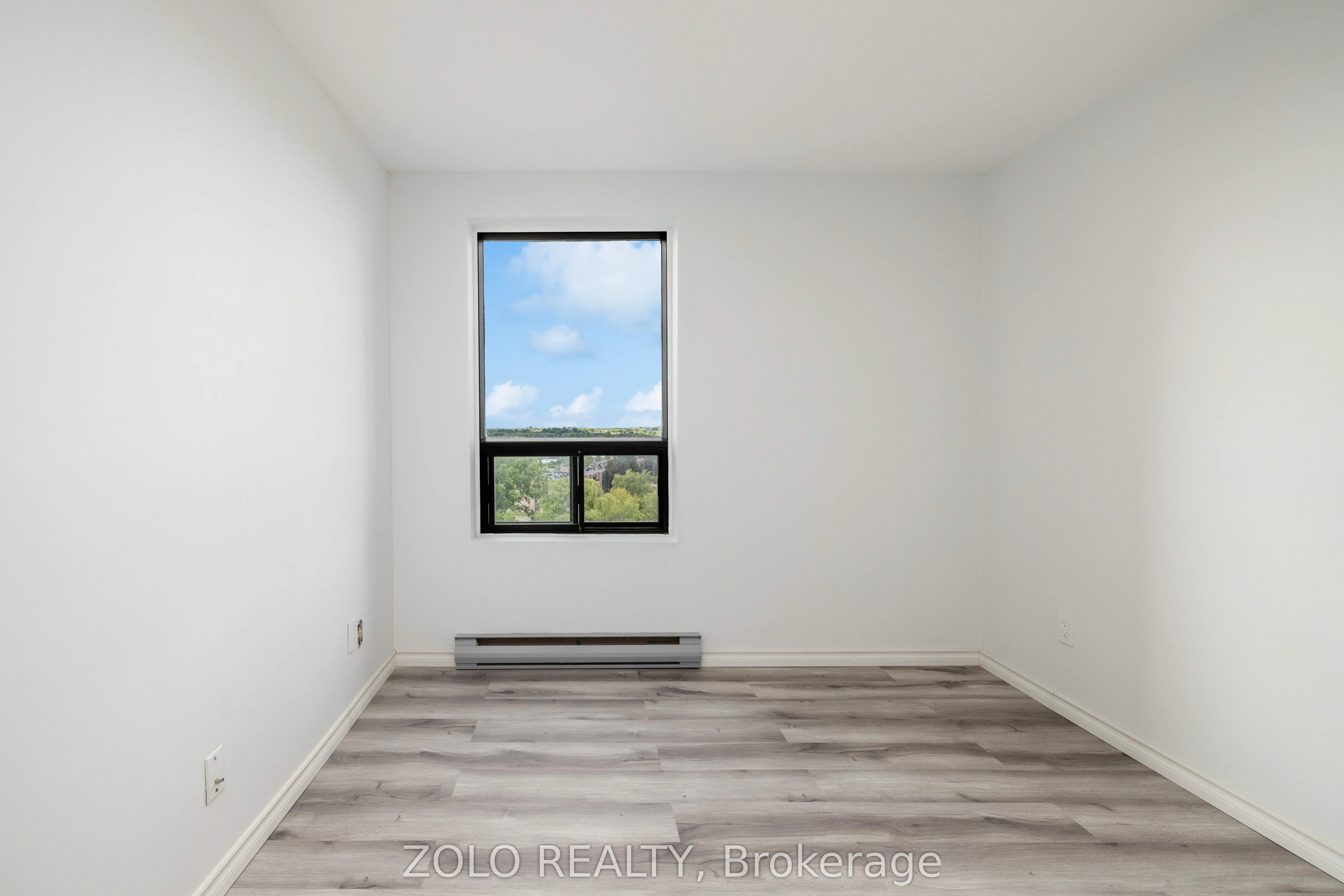 66 Greenview Drive, #909