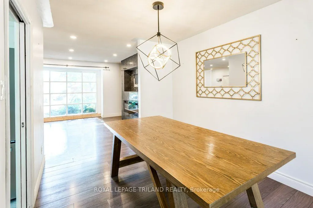 75 Tweed Crescent