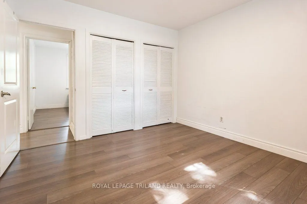 75 Tweed Crescent