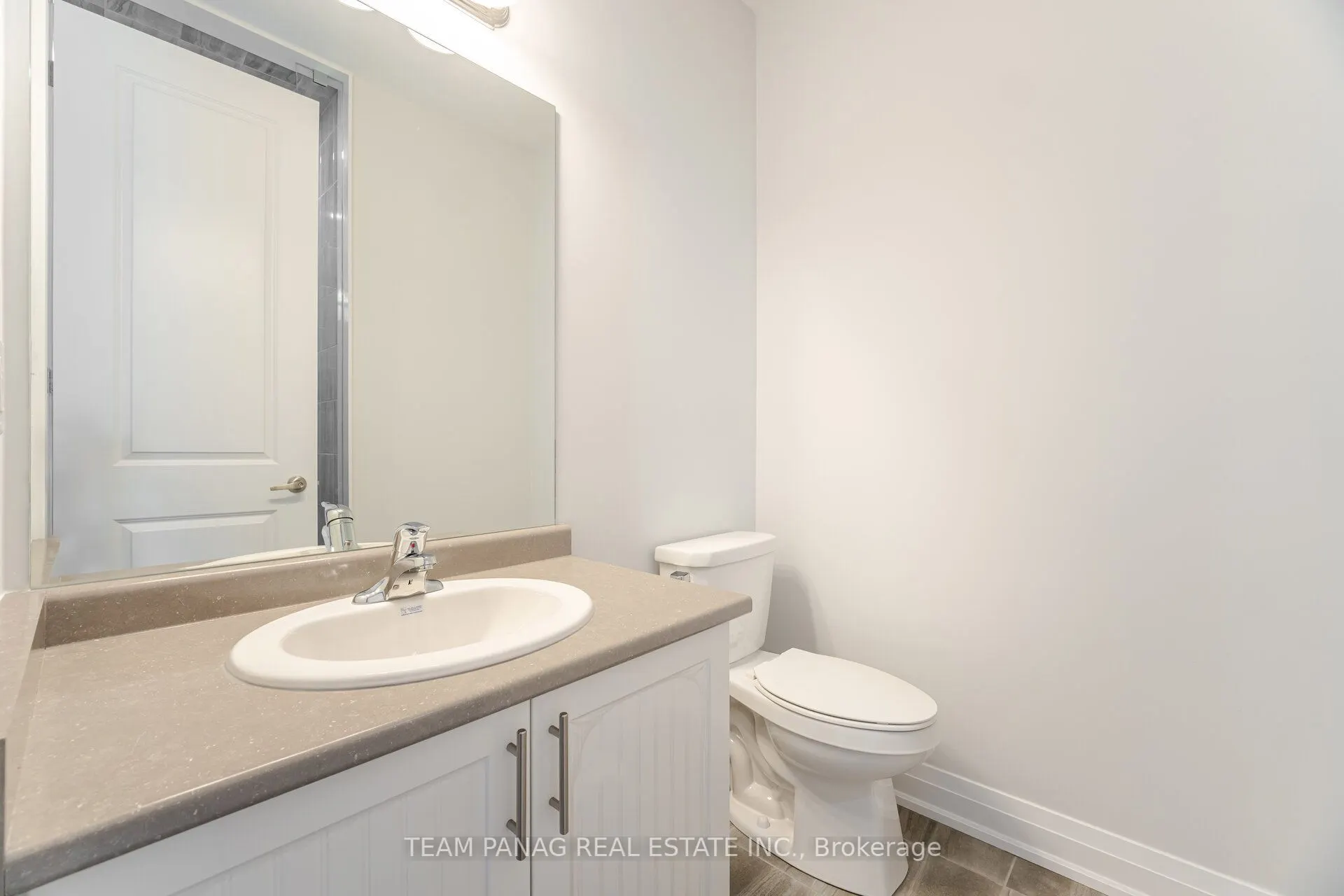 104 Harwood Avenue