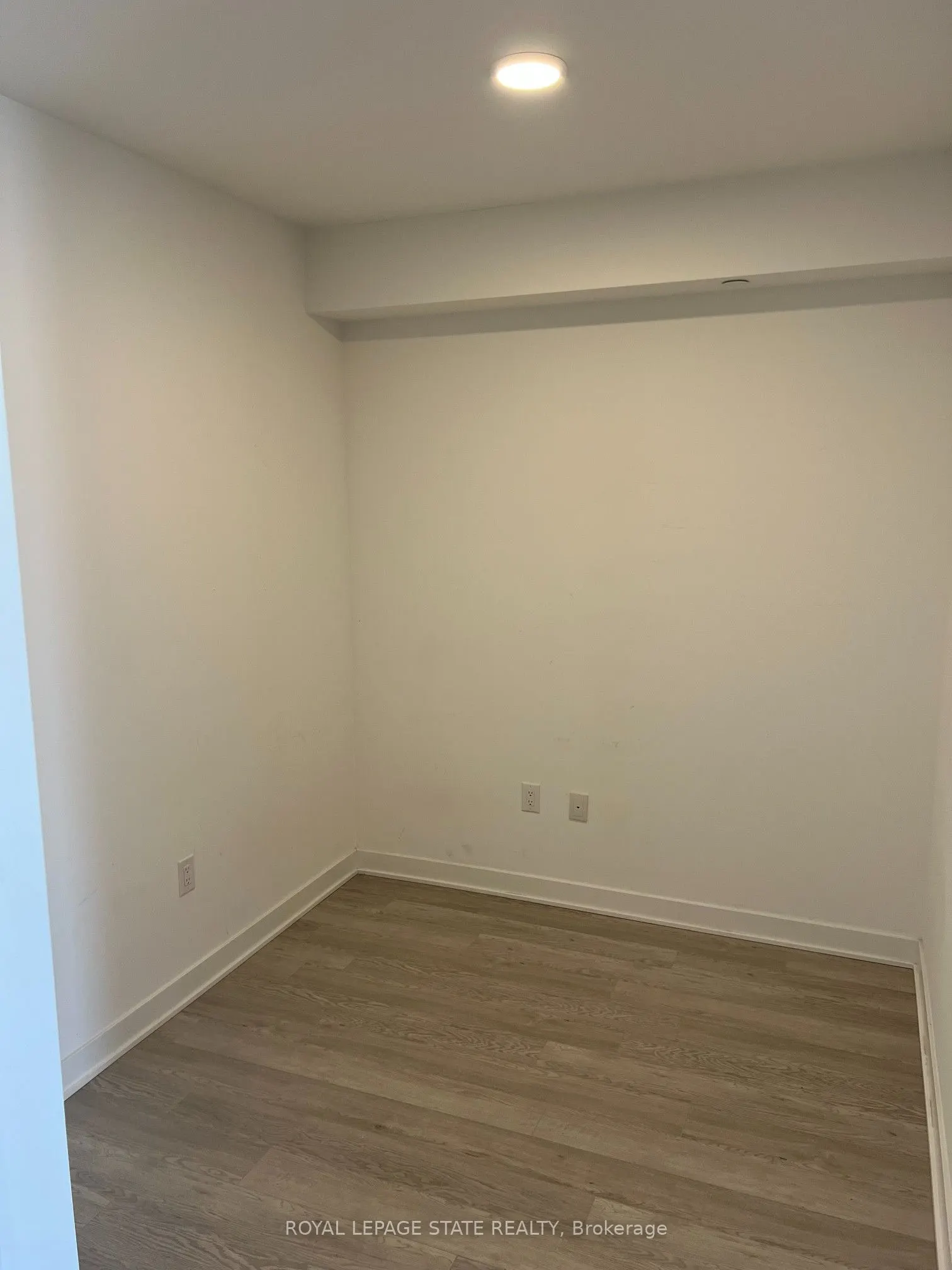 2782 Barton Street E, #715