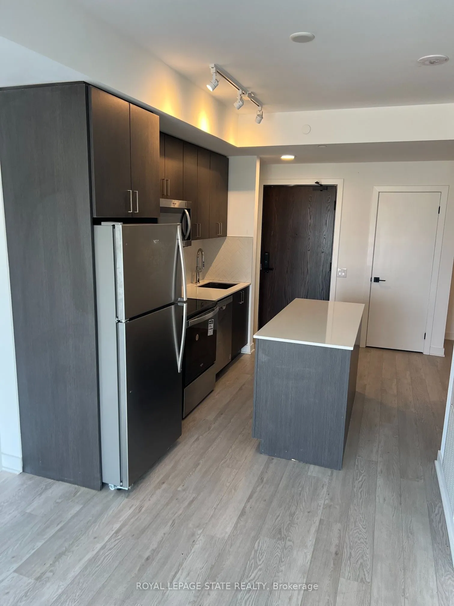 2782 Barton Street E, #715