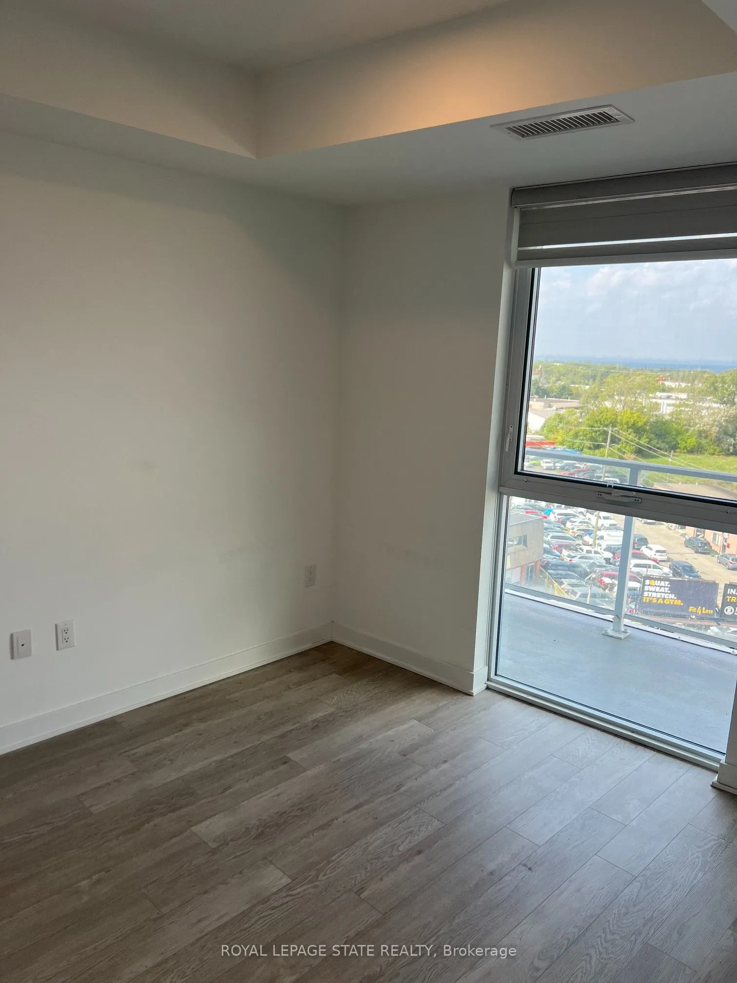 2782 Barton Street E, #715