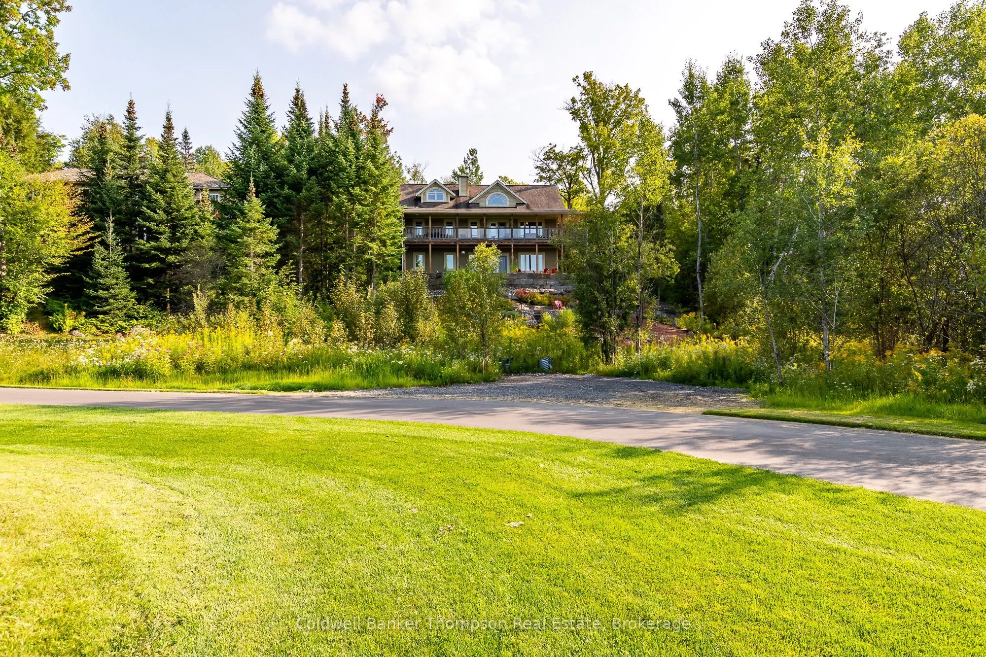 21 Deerhurst Highlands Drive