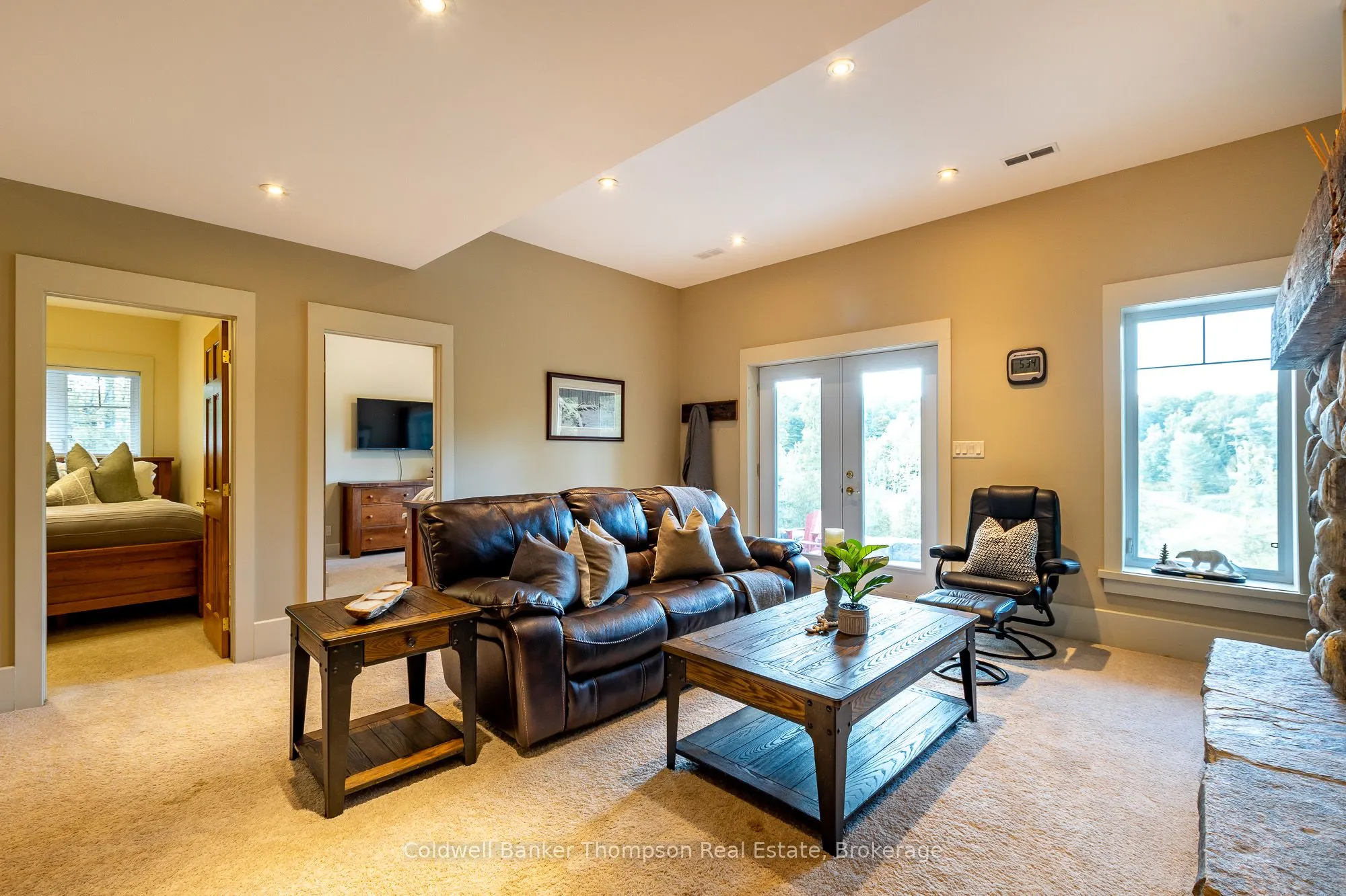 21 Deerhurst Highlands Drive