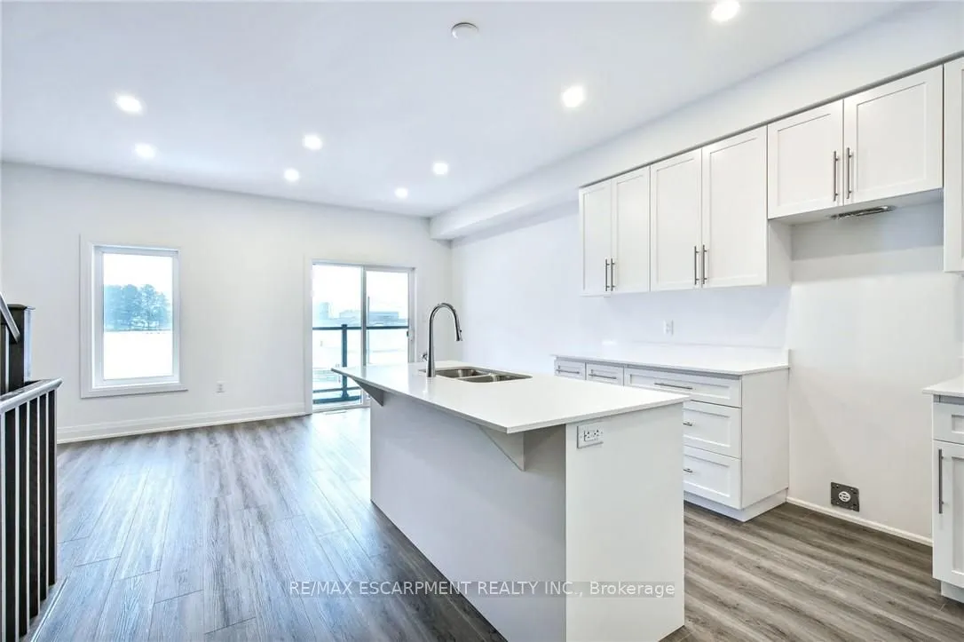 14 Clear Valley Lane