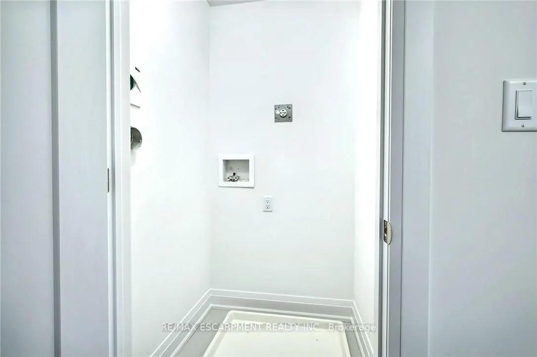 14 Clear Valley Lane