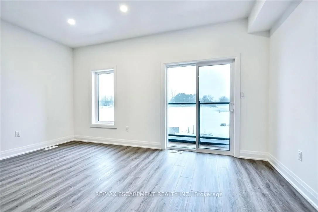 14 Clear Valley Lane