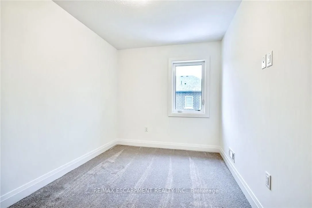 14 Clear Valley Lane