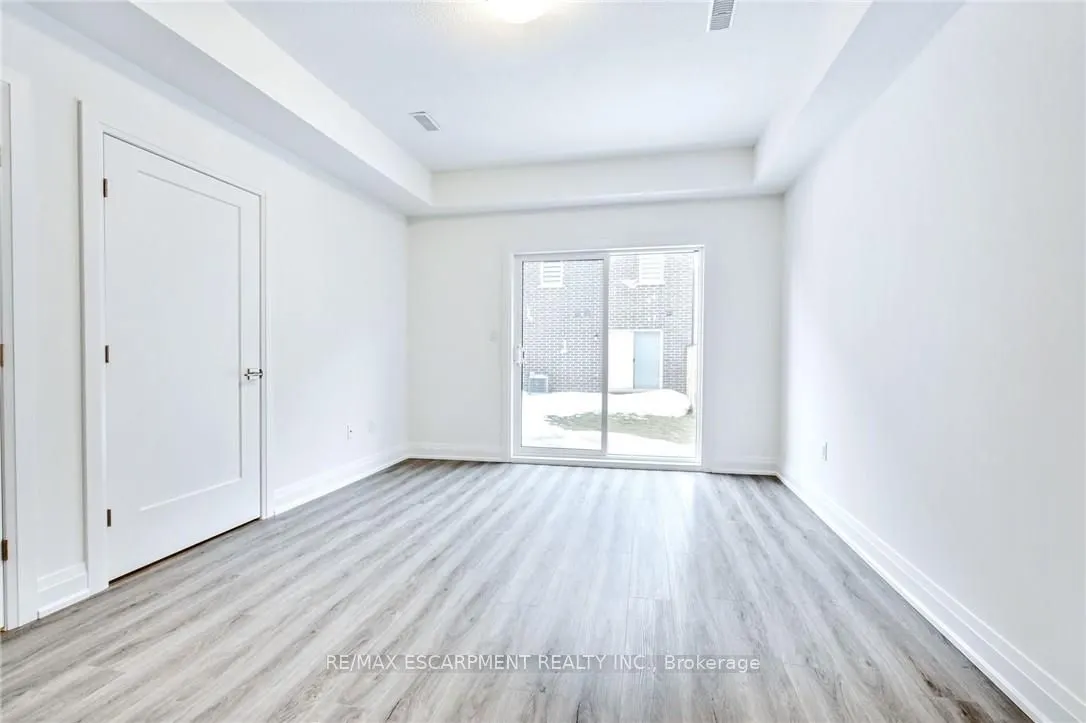 14 Clear Valley Lane