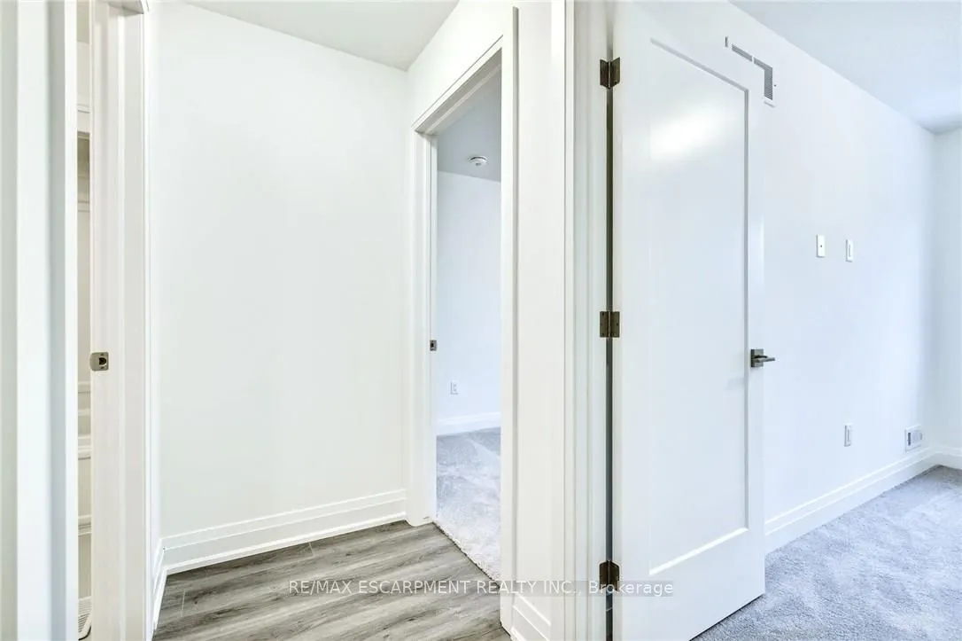 14 Clear Valley Lane