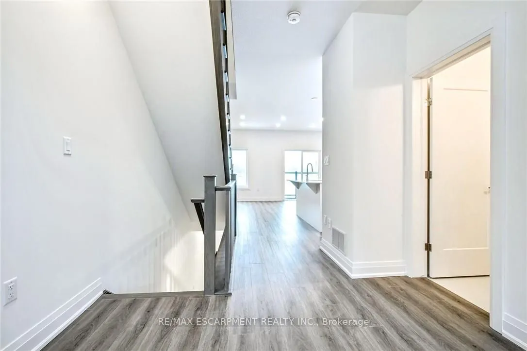 14 Clear Valley Lane