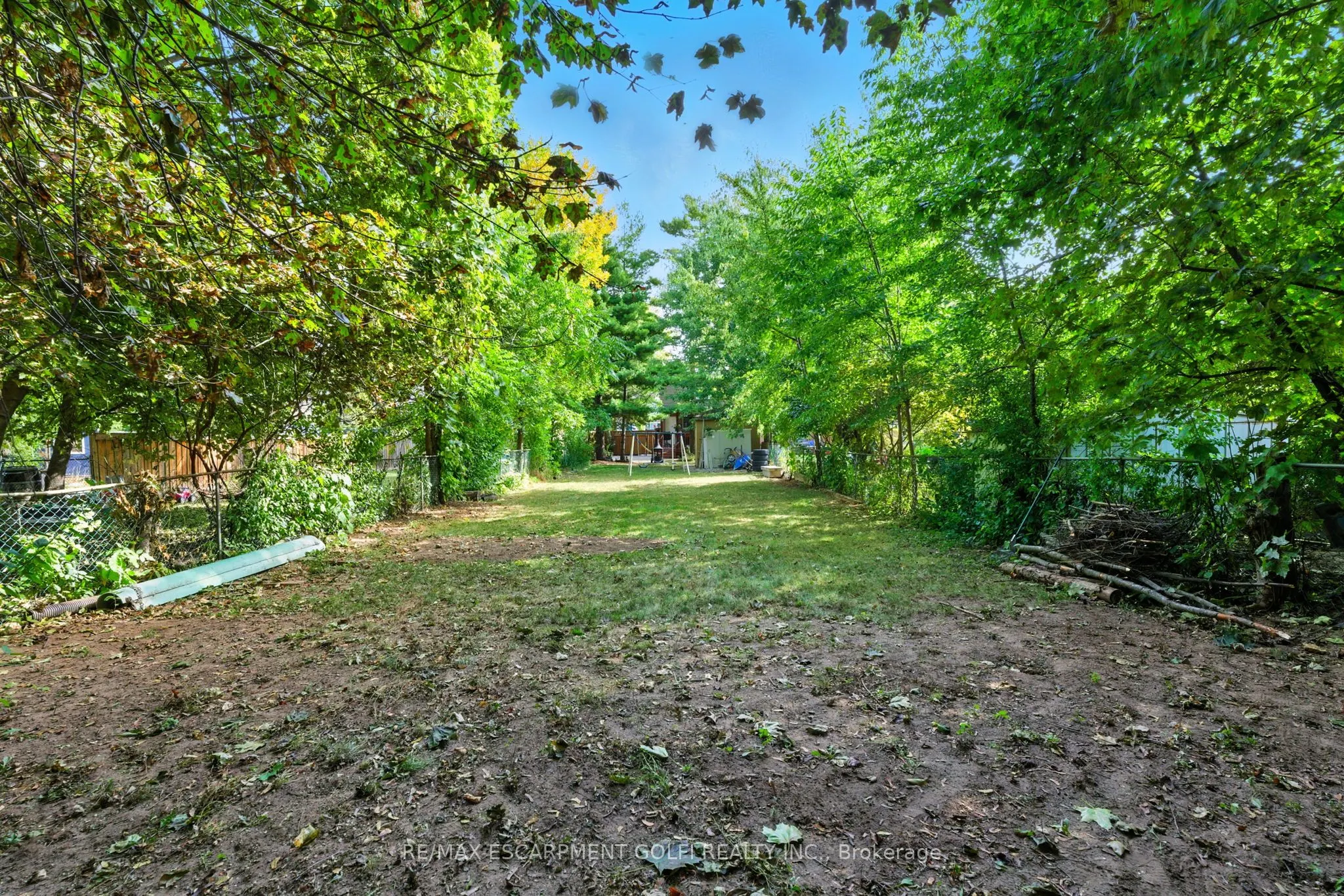 11 Eastvale Place