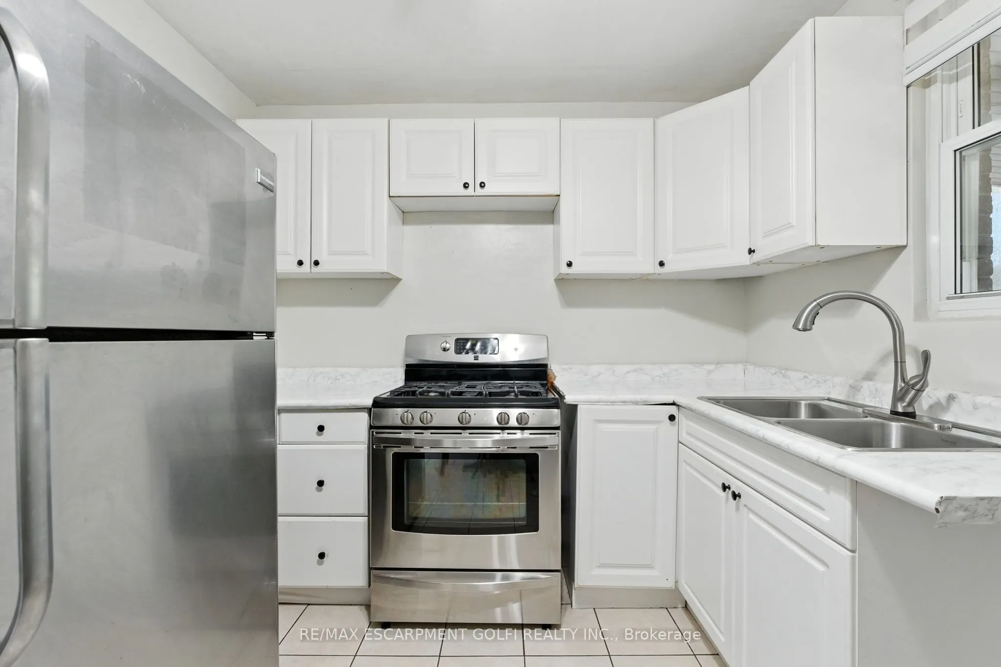 11 Eastvale Place