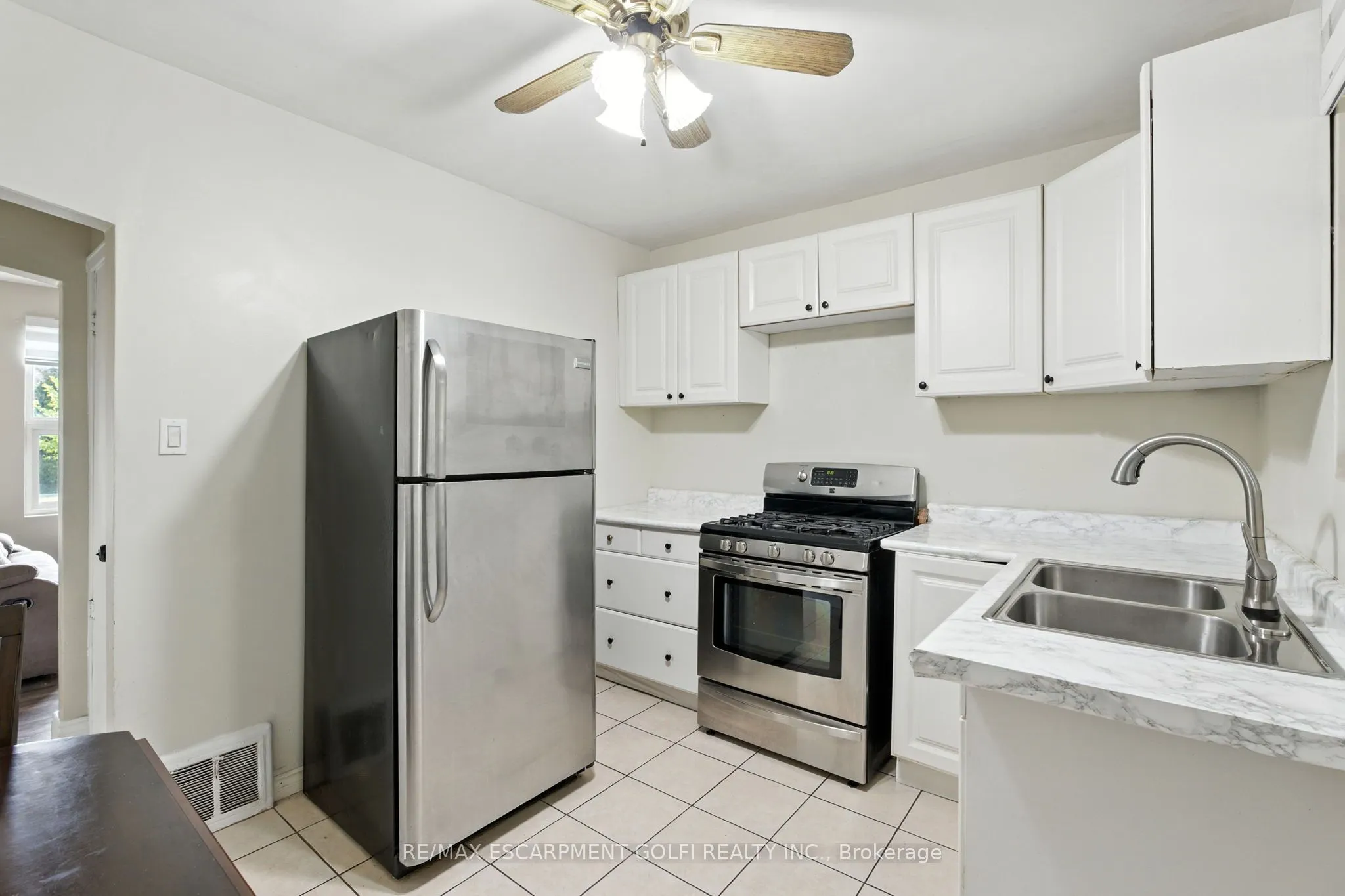11 Eastvale Place