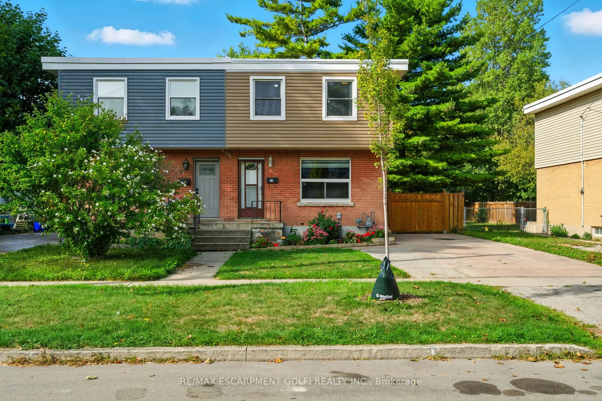 11 Eastvale Place