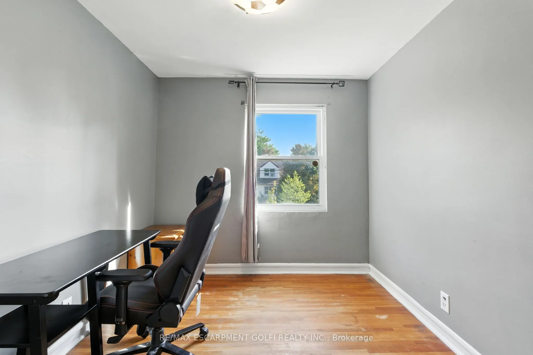 11 Eastvale Place