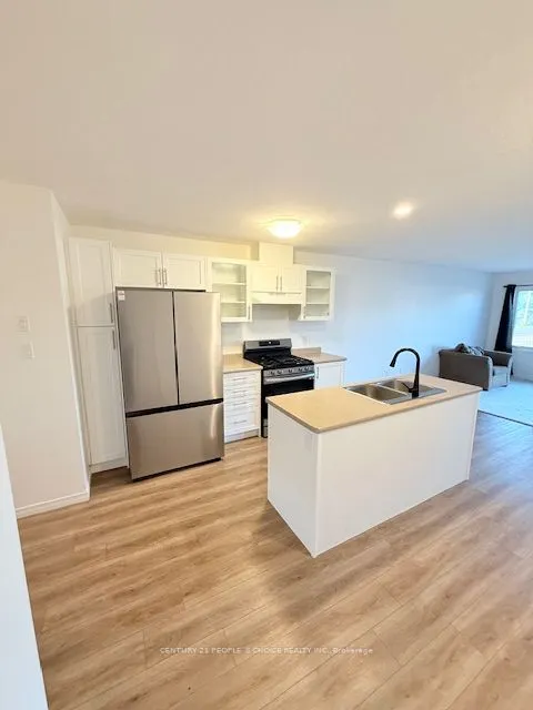 8 West mill Street, #8