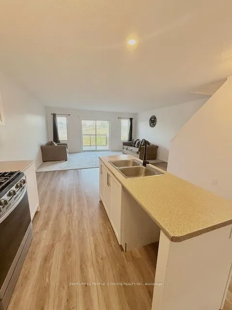 8 West mill Street, #8